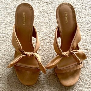 🟡 BOGO Express Sandals